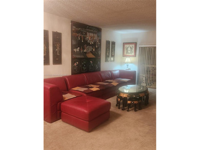 Beautiful and spacious updated 1 bedroom 1 1/2 bath  condo in a