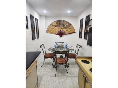 Beautiful and spacious updated 1 bedroom 1 1/2 bath  condo in a