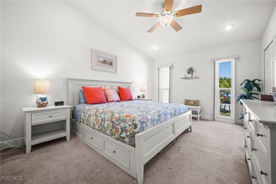 Welcome to 4803 SW Santa Barbara Ct, Unit 8! This