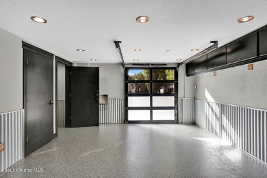 One of a Kind Property now for sale!! Live/Work Opportunity!!