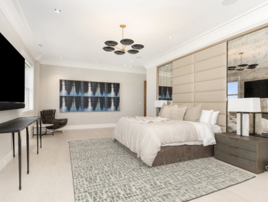 One of a kind - 5th Floor Penthouse in the Sterling Bank