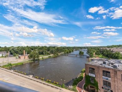 One of a kind - 5th Floor Penthouse in the Sterling Bank