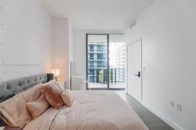 Stunning apartment with spectacular views in the heart of