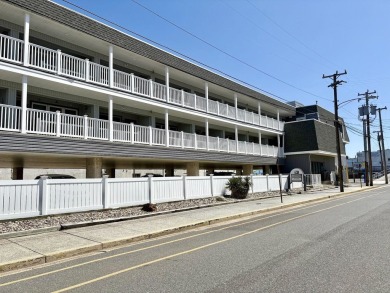 Beautiful Mint-Condition One-Bedroom Unit at Oceanside