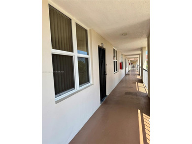 This condo meets the highest demands! It is waiting for its new