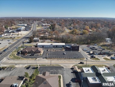 SELLER FINANCING OPTION AVAILABLE. Great business location with