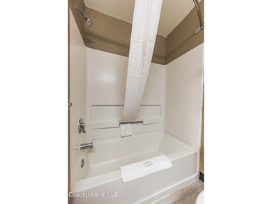 Exciting Investment Opportunity: Quality Inn Hotel at the mouth