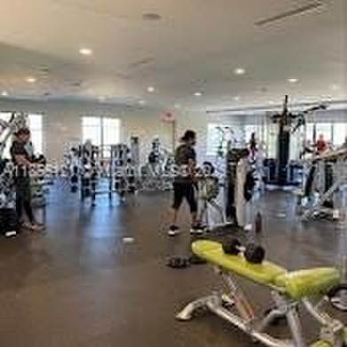 Investor opportunity! Luxurious Smart Apartment 2/ 2/1 in