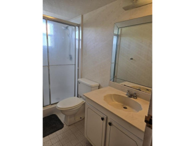 You found it! Is the penthouse baby! Spacious 3rd floor Condo