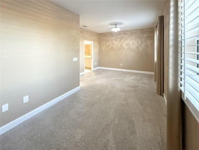 One or more photo(s) has been virtually staged. Seller's Loss Is