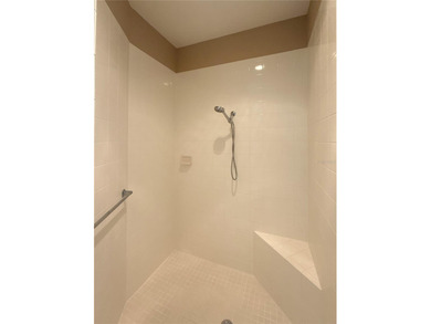 One or more photo(s) has been virtually staged. Seller's Loss Is