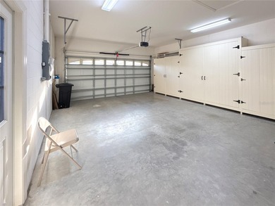 One or more photo(s) has been virtually staged. Seller's Loss Is