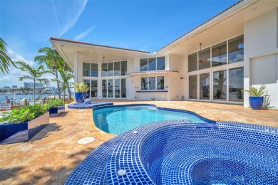 Welcome to 1925 Harbourview Drive, 100' on the Intracoastal