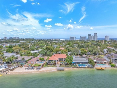 Welcome to 1925 Harbourview Drive, 100' on the Intracoastal