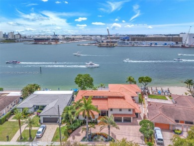 Welcome to 1925 Harbourview Drive, 100' on the Intracoastal