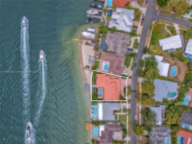 Welcome to 1925 Harbourview Drive, 100' on the Intracoastal