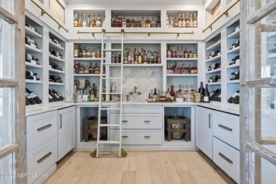 Inspired by the whitewashed architecture of Alys Beach and the