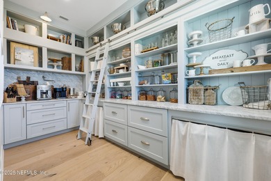 Inspired by the whitewashed architecture of Alys Beach and the