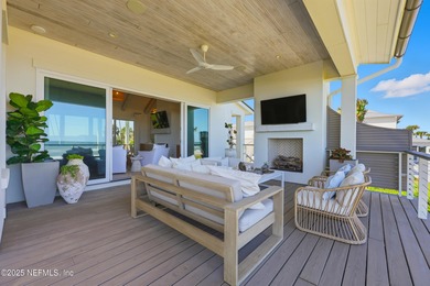 Inspired by the whitewashed architecture of Alys Beach and the