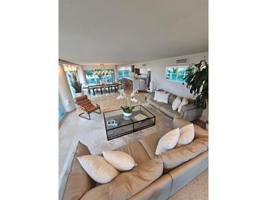 Experience Coastal Luxury at Its Finest
Dream apartment located