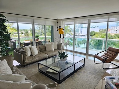 Experience Coastal Luxury at Its Finest
Dream apartment located