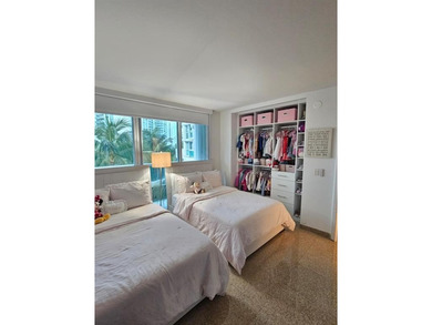 Experience Coastal Luxury at Its Finest
Dream apartment located