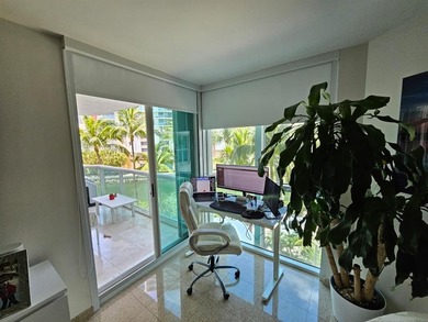 Experience Coastal Luxury at Its Finest
Dream apartment located