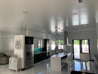 Modern Smart Home in Southwest Miami - Luxury, Technology, and