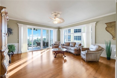 Just Add Love! This end-unit Davenport model at 6021 Silver King