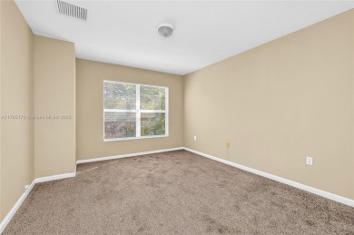 Absolutely beautiful house 3 bedrooms 2.5 bathrooms, 1 car