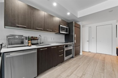 Rare opportunity in the heart of Brickell! Spacious and modern