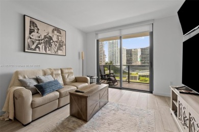 Rare opportunity in the heart of Brickell! Spacious and modern