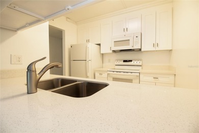 One or more photo(s) has been virtually staged. Welcome to this