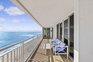 Rarely available unit on the 01 stack! 2 bed/2 bath condo