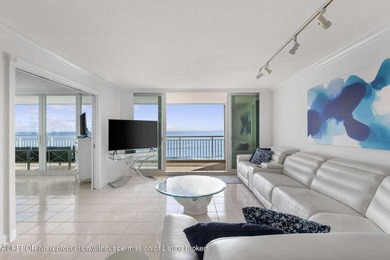 Rarely available unit on the 01 stack! 2 bed/2 bath condo