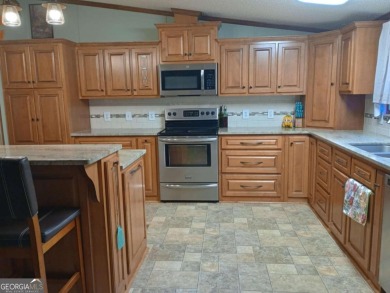 Welcome to Country Living in Dewey Rose! This 2114sq foot