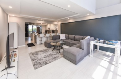 Location location!Beautiful remodeled  2 story penthouse with