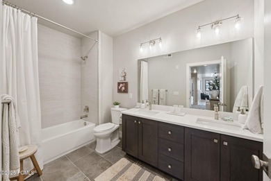 Discover Mayflower Lakeside. An incredible community with