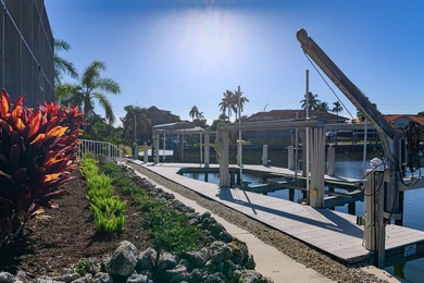 Stunning Waterfront Retreat - Fully Renovated Bayview Water