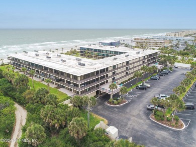 Charming Ground-Floor Condo with Stunning Views 2 Bed | 2 Bath |