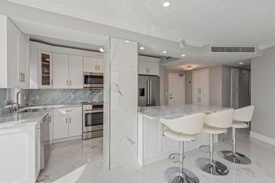 LIVE ON THE BEACH! A Masterpiece on the Gulf of Mexico! Step