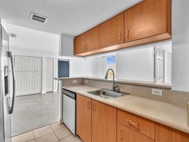 Bright and modern 2-bedroom, 2-bath condo in the heart of