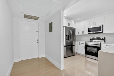 Looks like this unit is a page out of Architectural Digest!