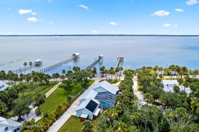 Paradise found on the Intracoastal Waterway! This extraordinary