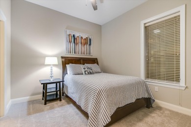 Experience the exceptional Horseshoe Bay lifestyle with minimal