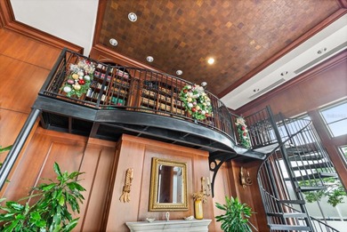 Live the Bayshore lifestyle--where every day feels like a luxury