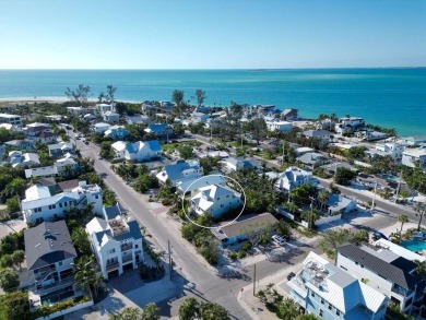 You are just a short walk to Beach and Bay from this quality