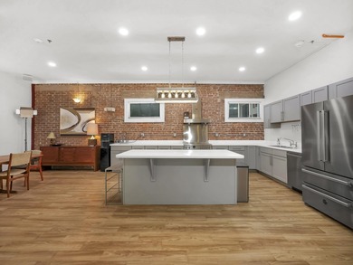 Unlock The Potential Of This Distinctive Cm-2 Zoned Property