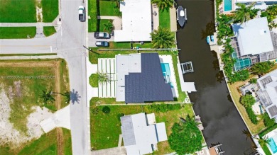 Modern coastal luxury meets architectural brilliance at 1798