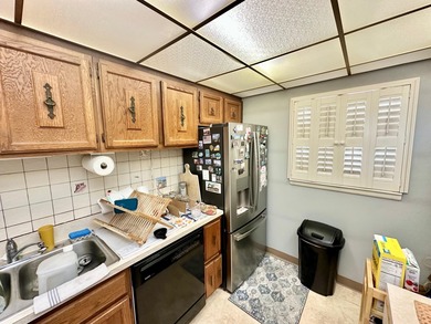 Excellent Beachfront Opportunity! South Tower condo in *The